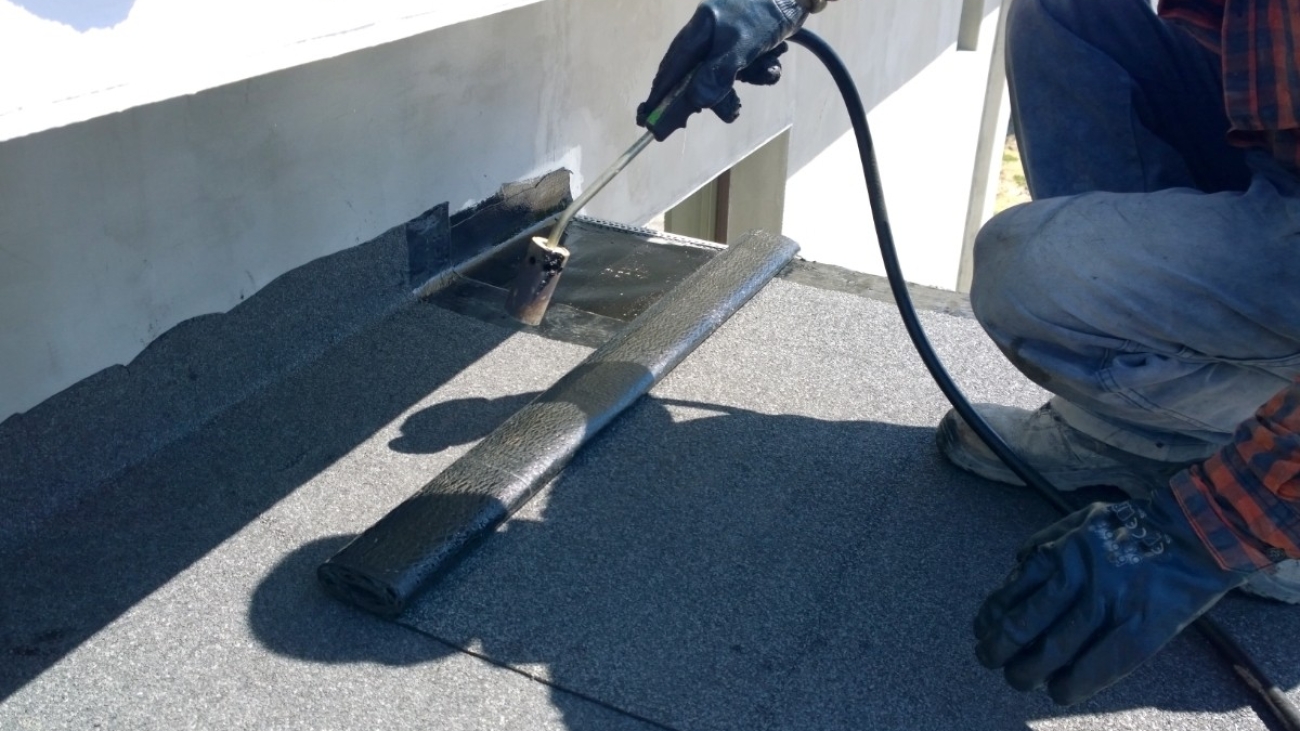 كشف تسربات الاسطح